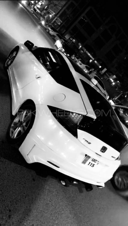 Honda CR-Z - 2010  Honda CR-Z - 2010  Image-5
