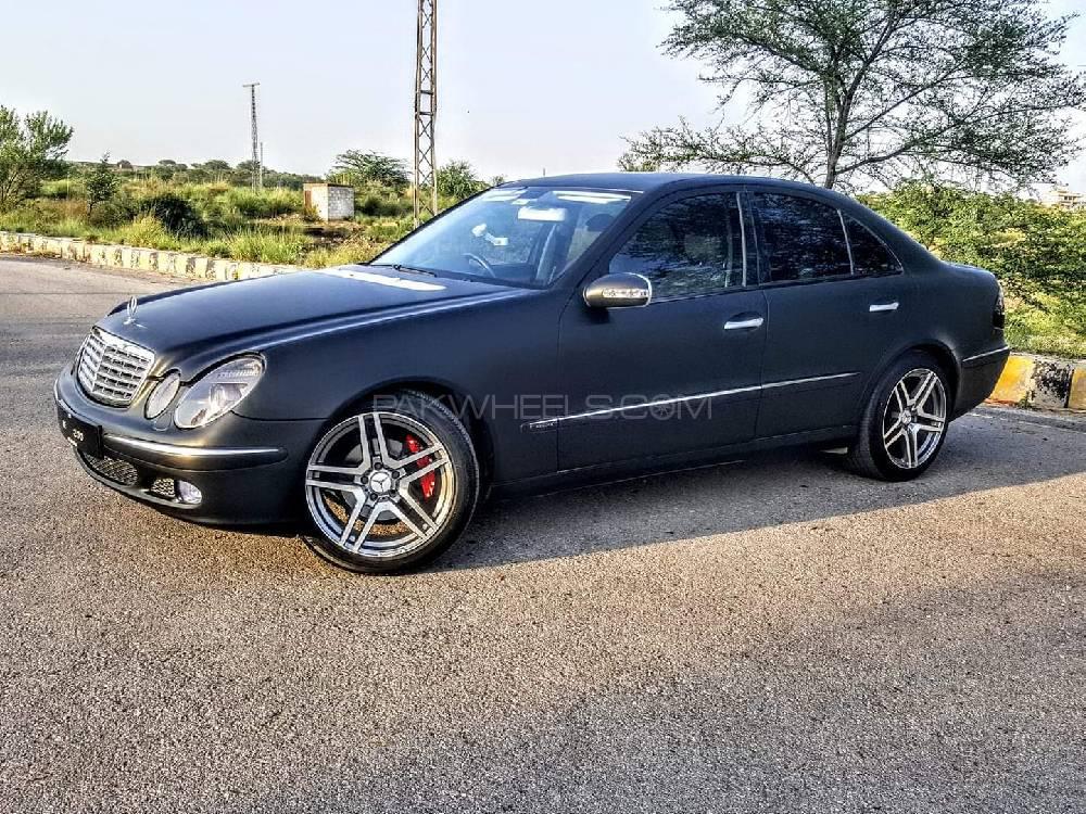 Mercedes Benz E Class 2004 for Sale in Mirpur A.K. Image-1