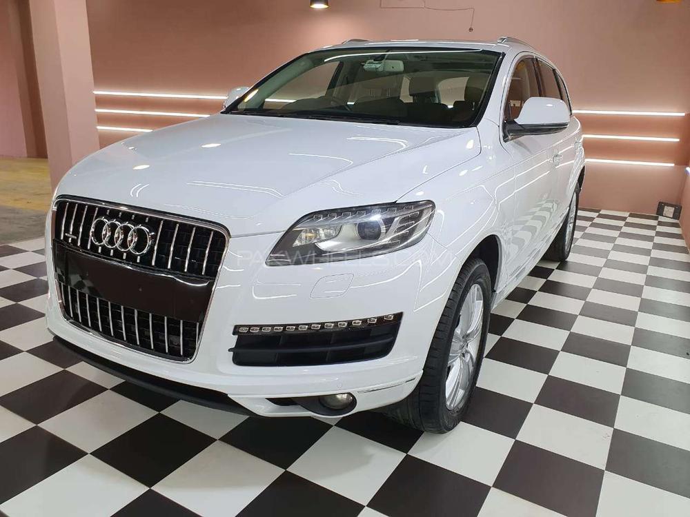 آوڈی کیو 7 2012 for Sale in لاہور آوڈی کیو 7 2012 for Sale in لاہور Image-2
