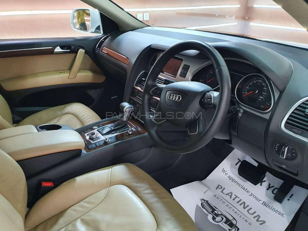 آوڈی کیو 7 2012 for Sale in لاہور آوڈی کیو 7 2012 for Sale in لاہور Image-11