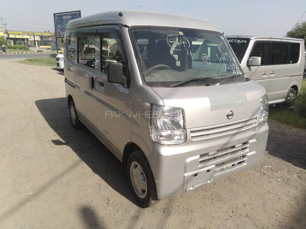 نسان کلپر 2015 for Sale in گجرانوالہ نسان کلپر 2015 for Sale in گجرانوالہ Image-3