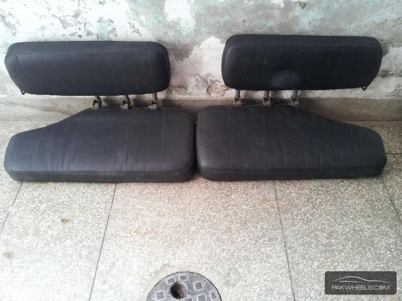 4x4 Trunk seats for sale Image-1