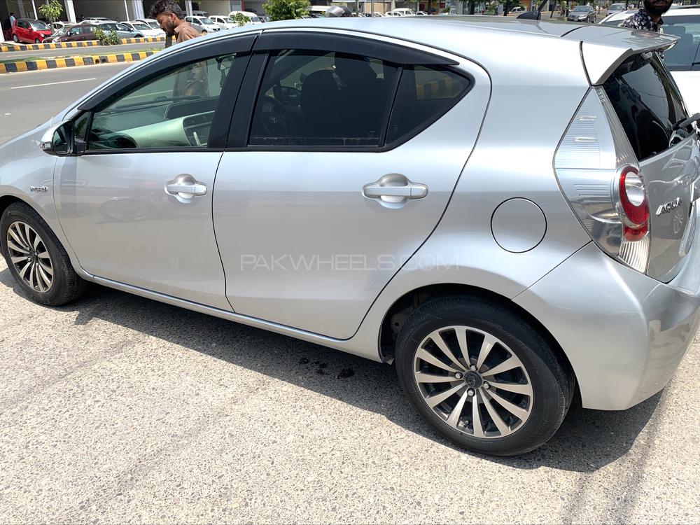 Toyota Aqua 2014 for Sale in Lahore Toyota Aqua 2014 for Sale in Lahore Image-4