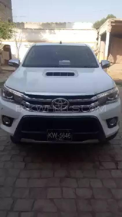 Toyota Hilux 2017 for Sale in Peshawar Image-1