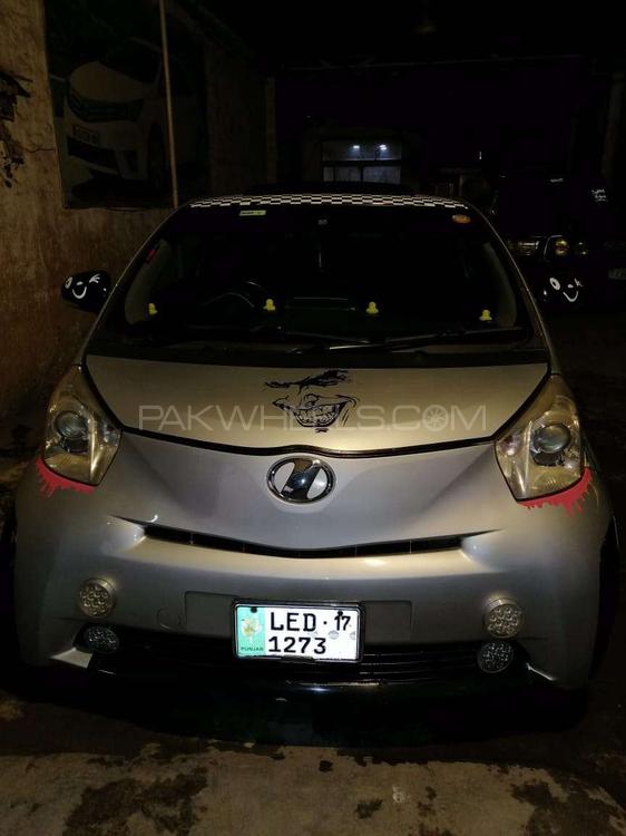 Toyota iQ 2011 for Sale in Lahore Image-1