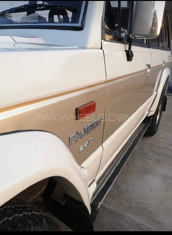 Mitsubishi Pajero 1985 for Sale in Dera ismail khan Mitsubishi Pajero 1985 for Sale in Dera ismail khan Image-2