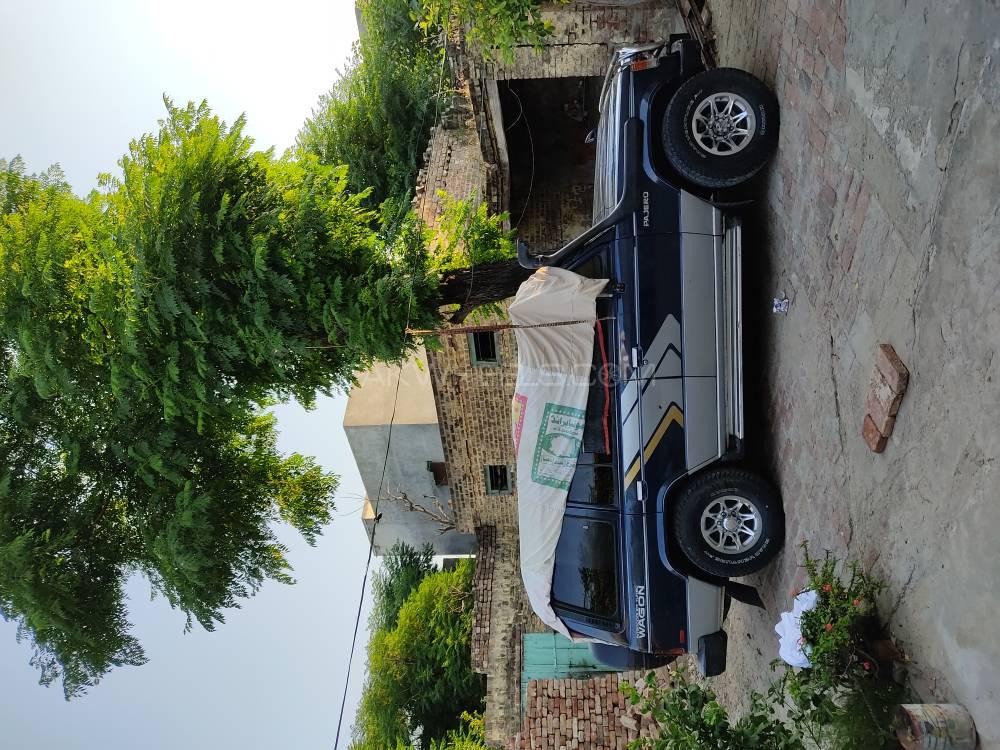 Mitsubishi Pajero 1990 for Sale in Rawalpindi Mitsubishi Pajero 1990 for Sale in Rawalpindi Image-6