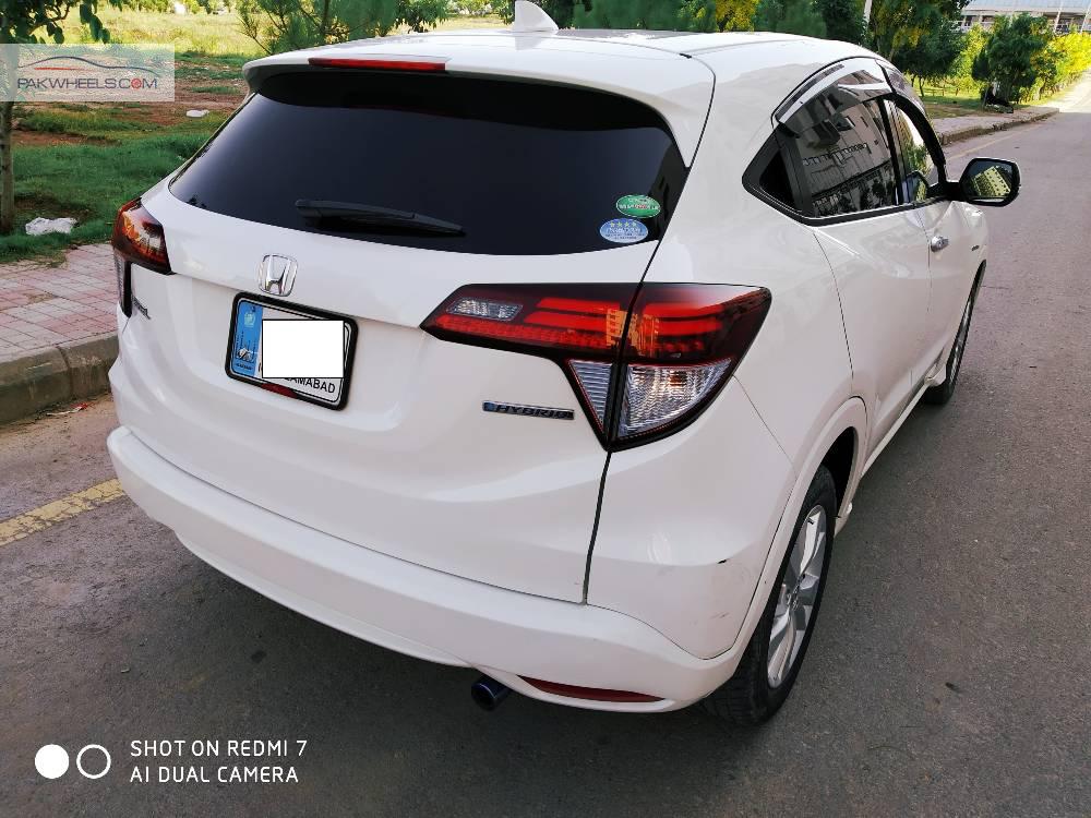 Honda Vezel 2014 for Sale in Islamabad Honda Vezel 2014 for Sale in Islamabad Image-9