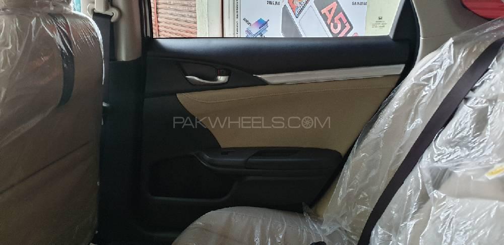 Honda Civic 2019 for Sale in Peshawar Honda Civic 2019 for Sale in Peshawar Image-10