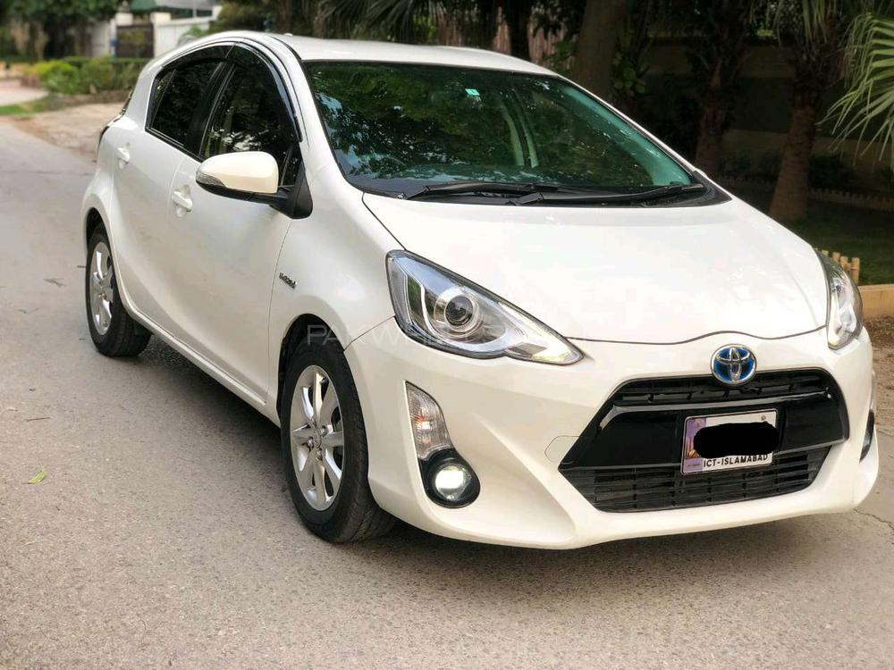 Toyota Aqua 2015 for Sale in Islamabad Image-1