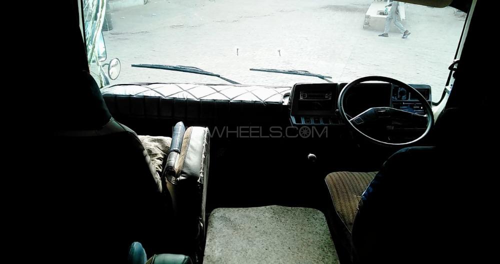 Toyota Coaster 1992 for Sale in Lahore Toyota Coaster 1992 for Sale in Lahore Image-2
