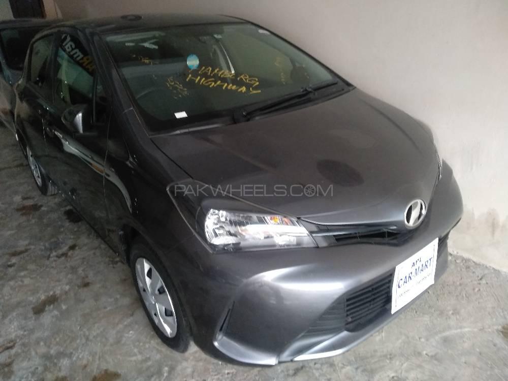 Toyota Vitz 2016 for Sale in Bahawalpur Image-1