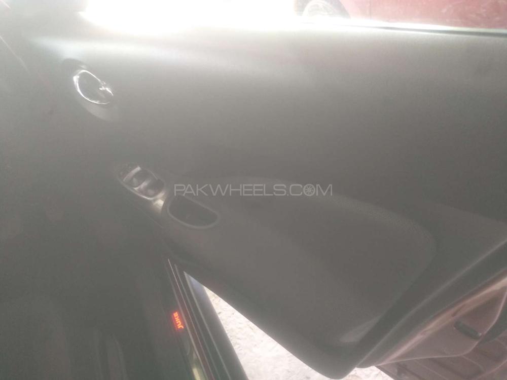 Nissan Juke 2012 for Sale in Rawalpindi Nissan Juke 2012 for Sale in Rawalpindi Image-9