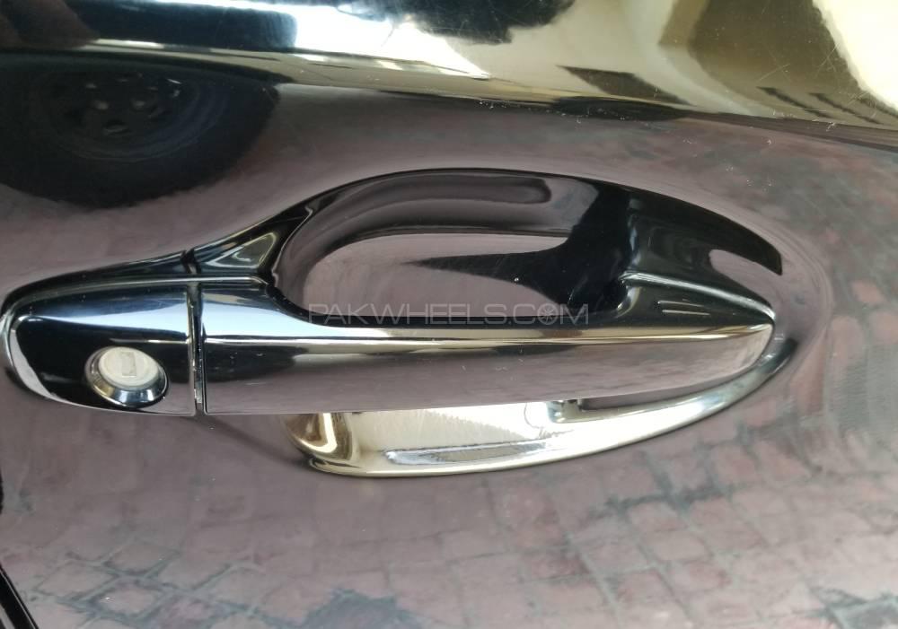 Toyota Prius 2014 for Sale in Lahore Toyota Prius 2014 for Sale in Lahore Image-17