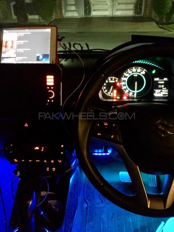 Suzuki Ignis - 2016  Suzuki Ignis - 2016  Image-2