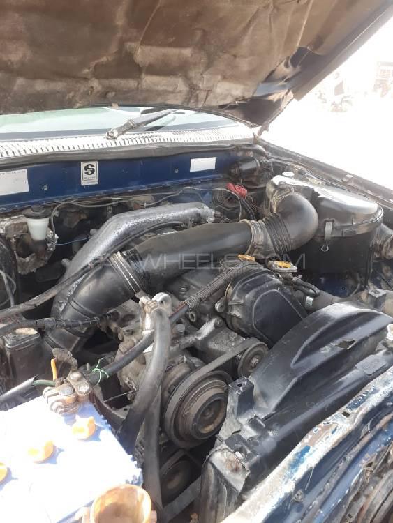 Toyota Hilux 2003 for Sale in Dera ismail khan Image-1