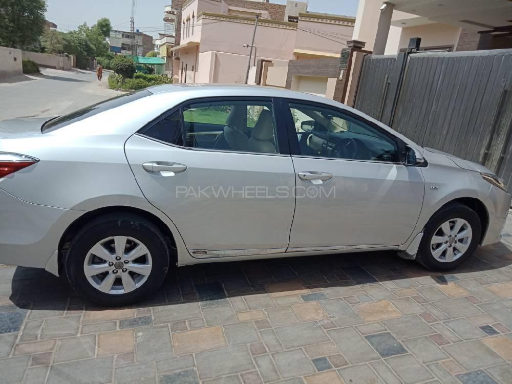 Toyota Corolla 2017 for Sale in Bahawalpur Toyota Corolla 2017 for Sale in Bahawalpur Image-4