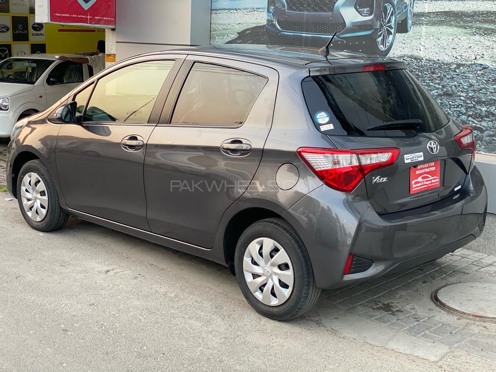 Toyota Vitz 2017 for Sale in Lahore Toyota Vitz 2017 for Sale in Lahore Image-7
