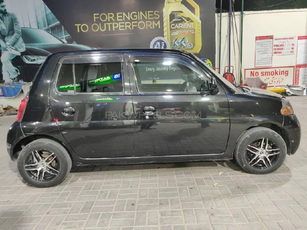 Daihatsu Esse 2010 for Sale in Lahore Daihatsu Esse 2010 for Sale in Lahore Image-5