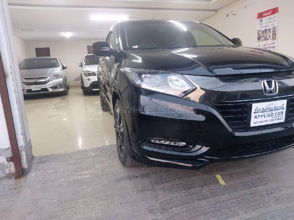 Honda Vezel 2017 for Sale in Lahore Honda Vezel 2017 for Sale in Lahore Image-3