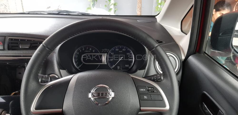 Nissan Dayz Highway Star 2017 for Sale in Lahore Nissan Dayz Highway Star 2017 for Sale in Lahore Image-12