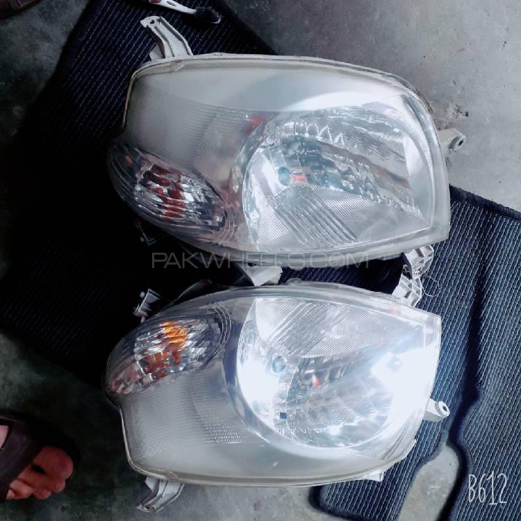 daihatsu Essy head lights Image-1