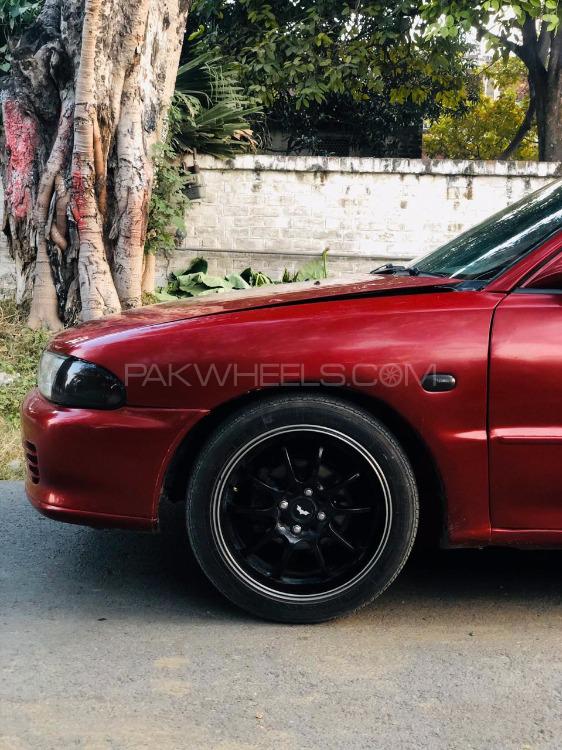 Mitsubishi Lancer - 1994  Mitsubishi Lancer - 1994  Image-2