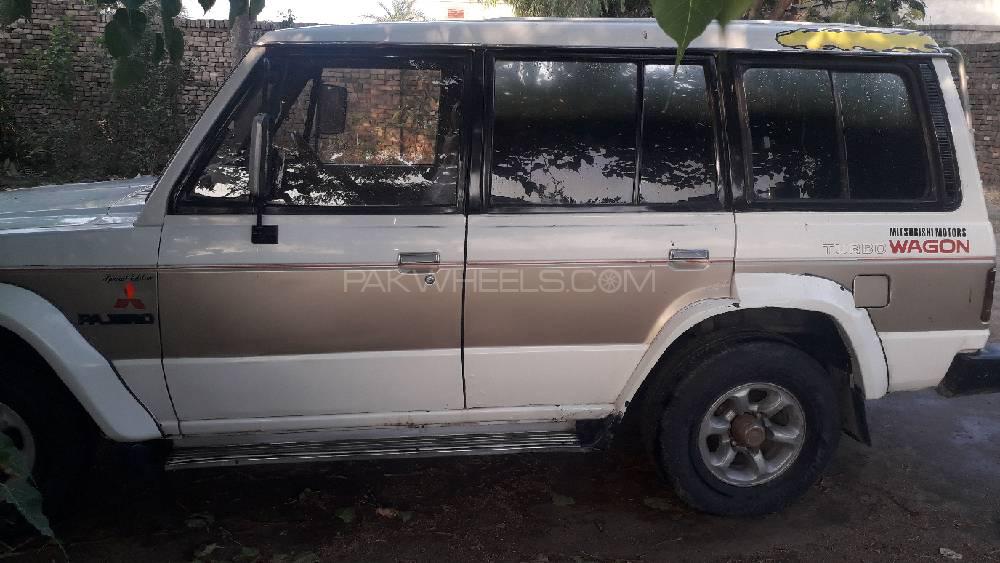 Mitsubishi Pajero 1988 for Sale in Bahawalpur Mitsubishi Pajero 1988 for Sale in Bahawalpur Image-7