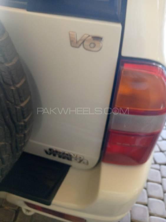 Suzuki Vitara 2005 for Sale in Lahore Suzuki Vitara 2005 for Sale in Lahore Image-11