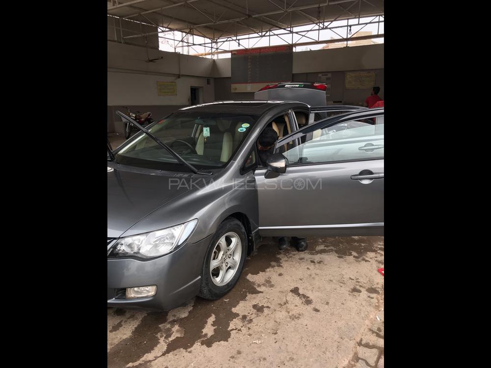 Honda Civic 2011 for Sale in Sahiwal Image-1