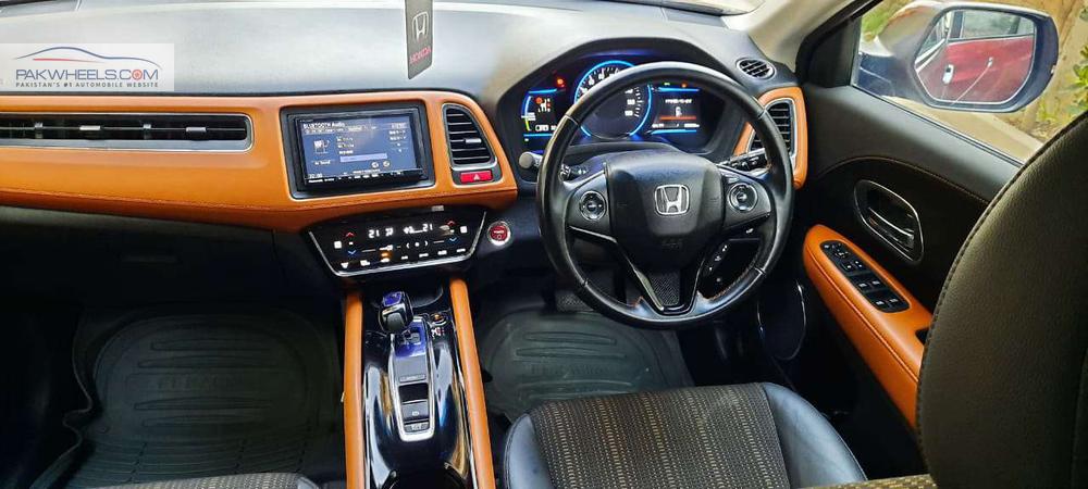 ہونڈا ویزِل 2015 for Sale in لاہور ہونڈا ویزِل 2015 for Sale in لاہور Image-8