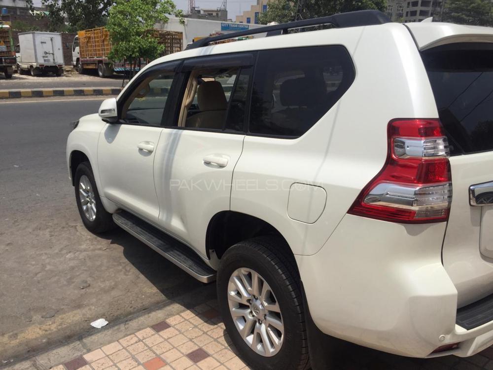 Toyota Prado 2014 for Sale in Lahore Toyota Prado 2014 for Sale in Lahore Image-5