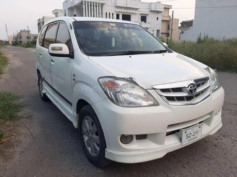 Toyota Avanza 2011 for Sale in Gujranwala Image-1