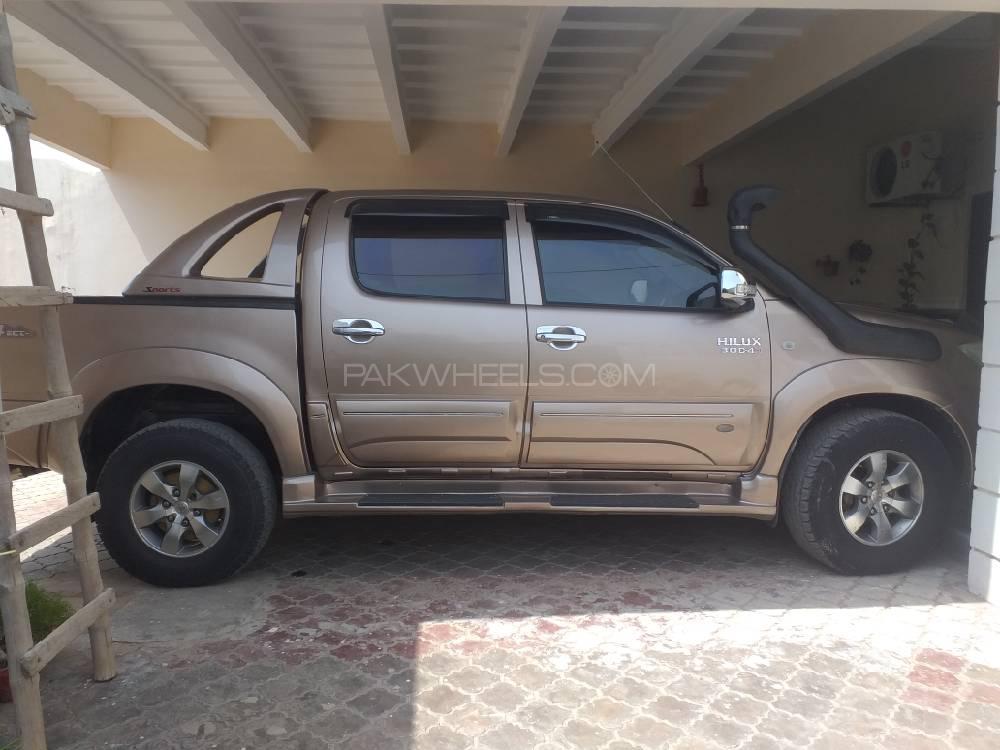 Toyota Hilux 2007 for Sale in Multan Image-1