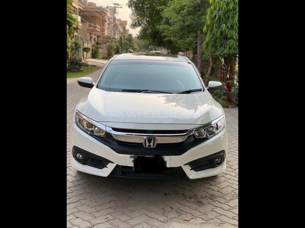 Honda Civic 2018 for Sale in Lahore Image-1
