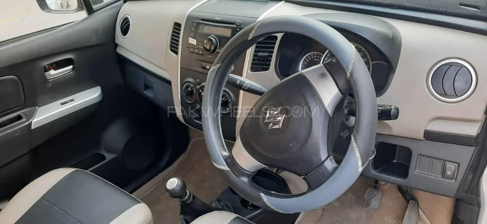 Suzuki Wagon R 2016 for Sale in Karachi Suzuki Wagon R 2016 for Sale in Karachi Image-3