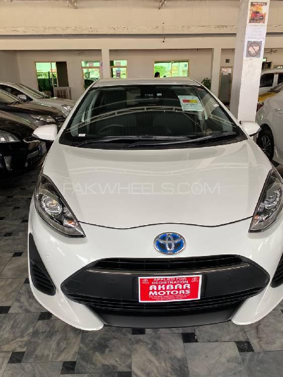 Toyota Aqua 2017 for Sale in Peshawar Image-1