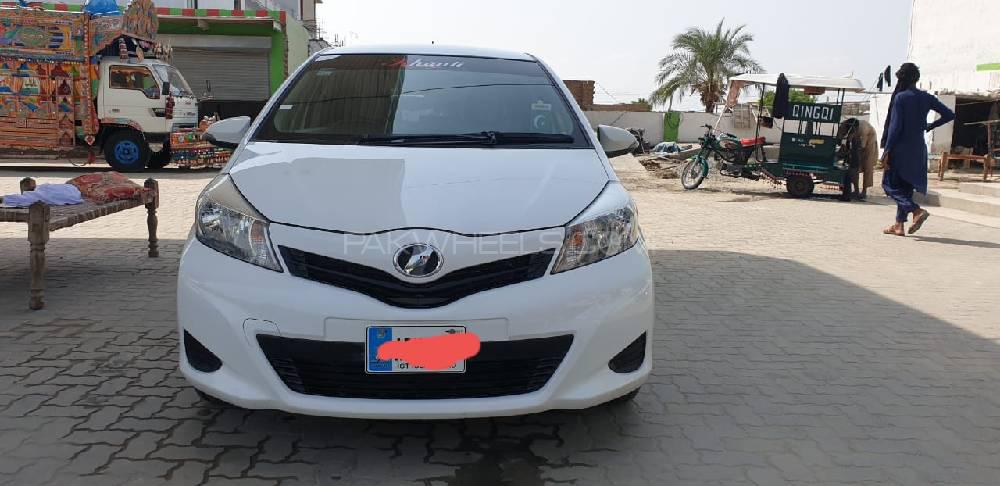 Toyota Vitz 2013 for Sale in Bannu Toyota Vitz 2013 for Sale in Bannu Image-6