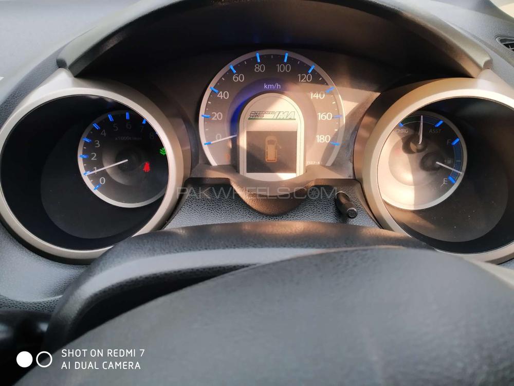 Honda Fit 2011 for Sale in Lahore Honda Fit 2011 for Sale in Lahore Image-9
