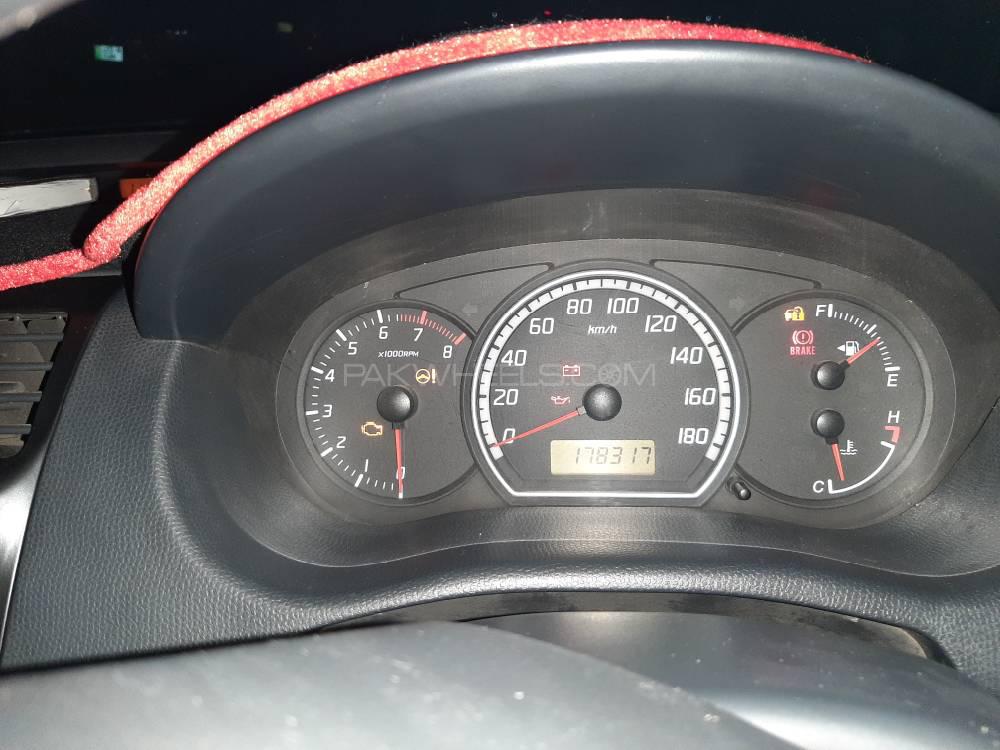 Suzuki Swift 2010 for Sale in Peshawar Image-1