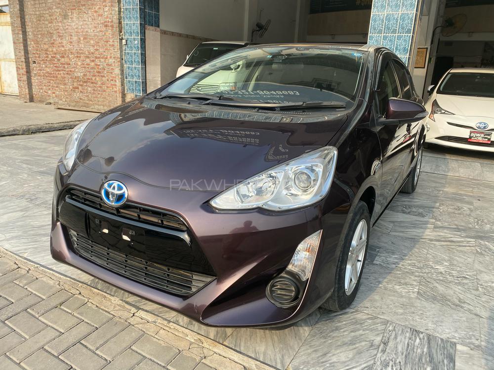 Toyota Aqua 2016 for Sale in Gujranwala Image-1