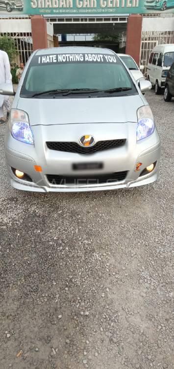 Toyota Vitz 2010 for Sale in Peshawar Image-1