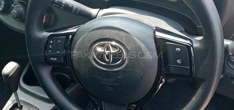 Toyota Vitz 2017 for Sale in Lahore Toyota Vitz 2017 for Sale in Lahore Image-14