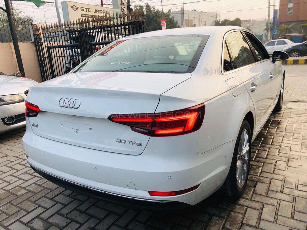 Audi A4 2018 for Sale in Lahore Audi A4 2018 for Sale in Lahore Image-9