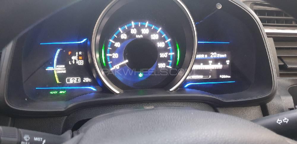 Honda Fit 2014 for Sale in Karachi Honda Fit 2014 for Sale in Karachi Image-5