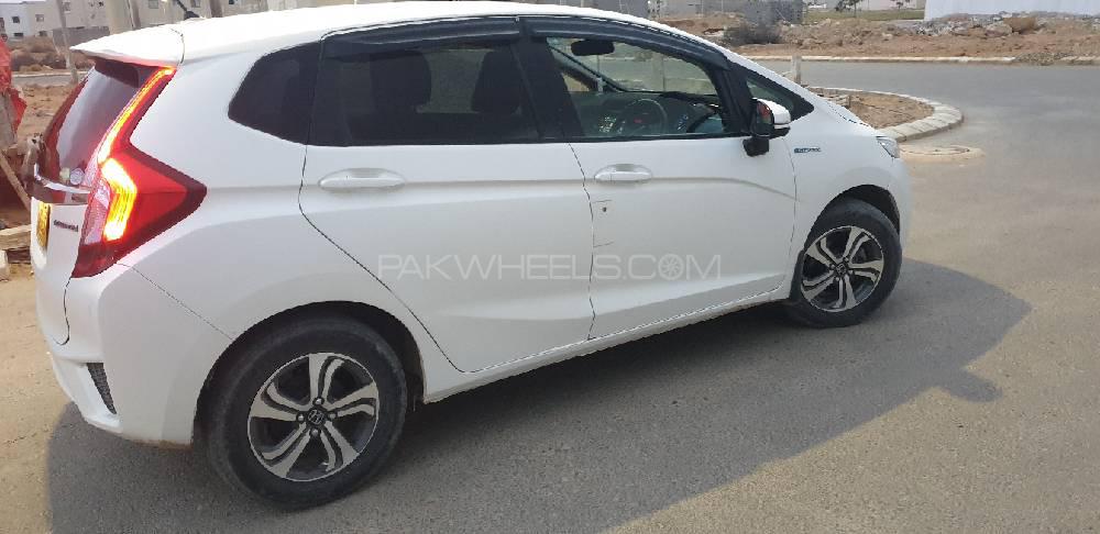 Honda Fit 2014 for Sale in Karachi Honda Fit 2014 for Sale in Karachi Image-3