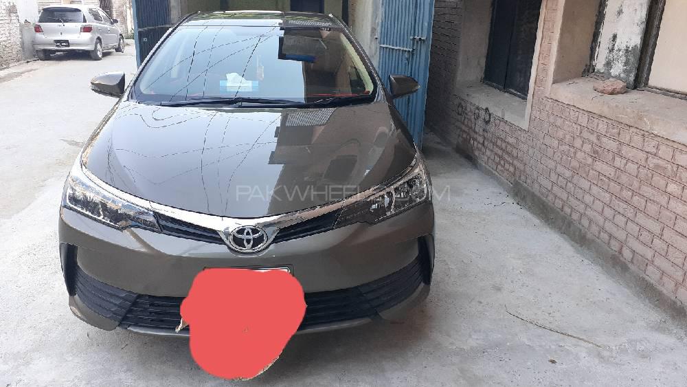 Toyota Corolla 2018 for Sale in Peshawar Toyota Corolla 2018 for Sale in Peshawar Image-9