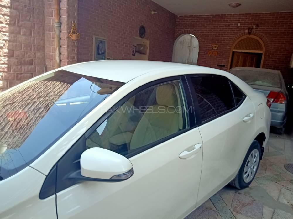 Toyota Corolla 2015 for Sale in Peshawar Toyota Corolla 2015 for Sale in Peshawar Image-8