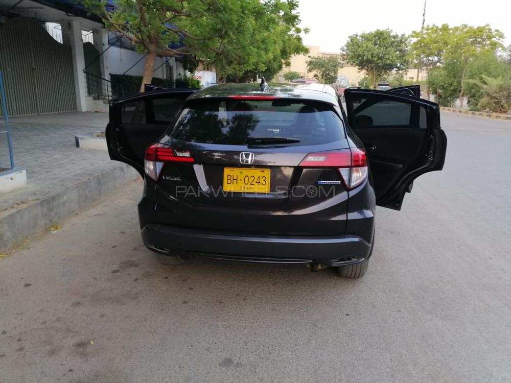 Honda Vezel 2013 for Sale in Karachi Honda Vezel 2013 for Sale in Karachi Image-7