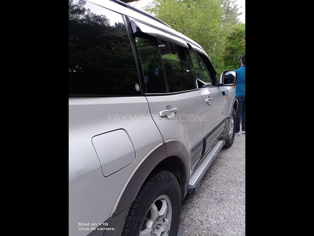 Mitsubishi Pajero 2000 for Sale in Rawalpindi Mitsubishi Pajero 2000 for Sale in Rawalpindi Image-4